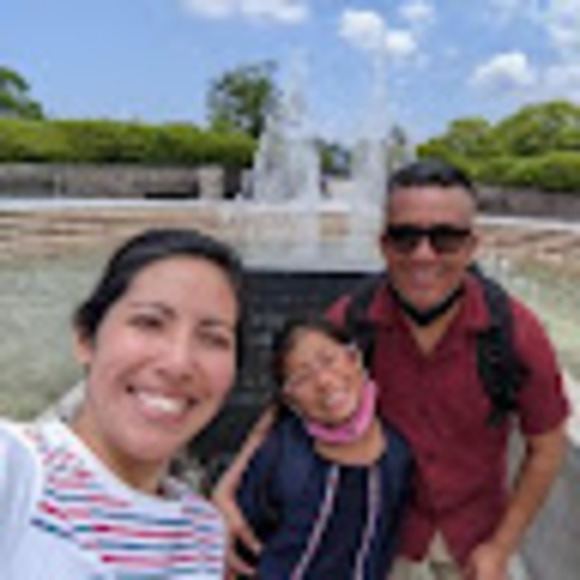 Meet your Posher, Moises - Picture 1 of 1